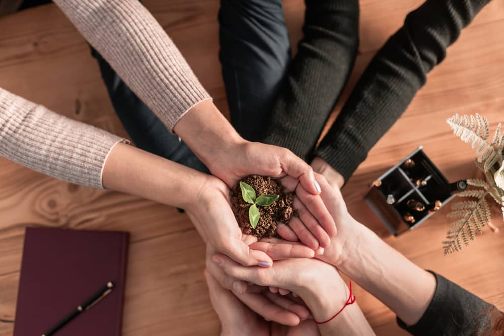 Ser nuestro aliado te permite ser reconocido como una Empresa eco-amigable, ya que usamos motos eléctricas de alto rendimiento para el transporte de sus productos.